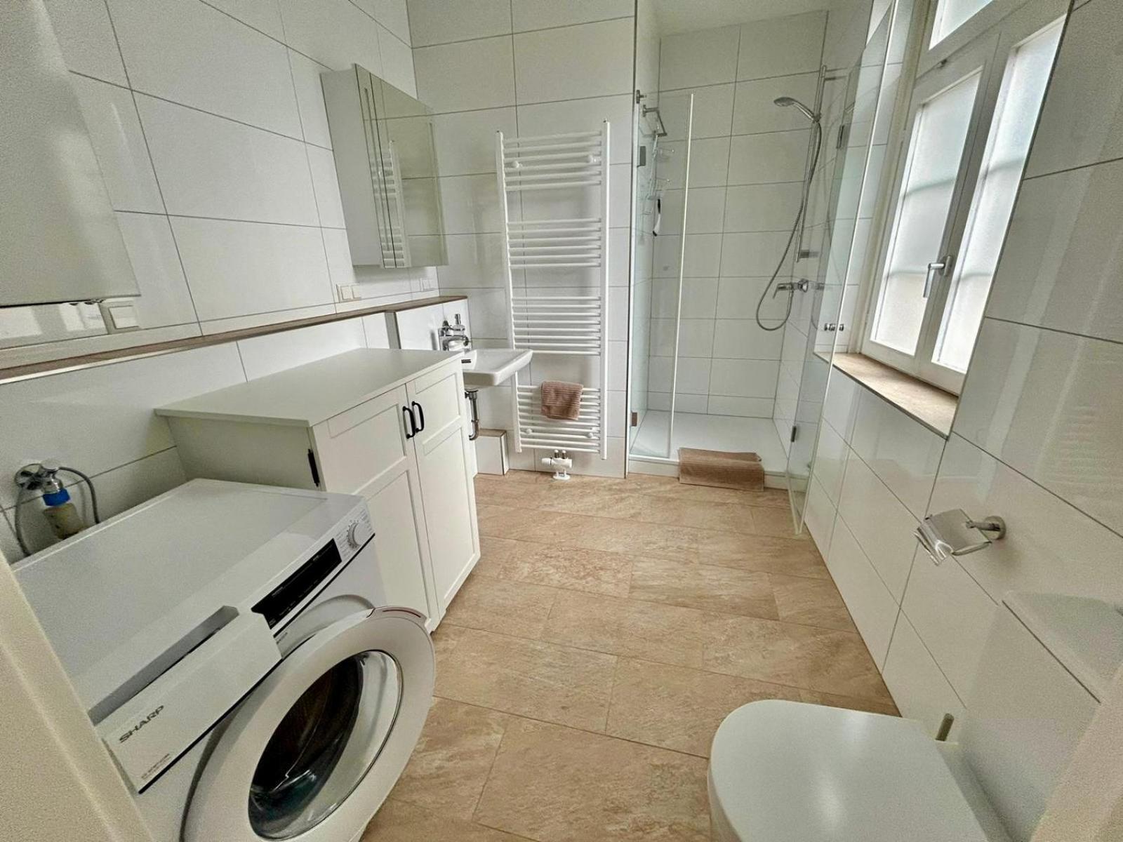 Exklusives Haus, Ruhig Gelegen Im Innenhof, Zentral, Lichtdurchflutet Zustellbett,Babybett Bei Bedarf Karlsruhe Luaran gambar