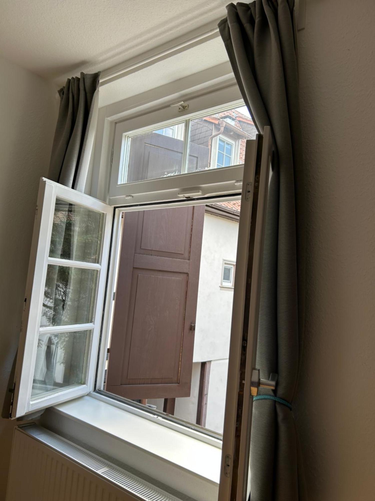 Exklusives Haus, Ruhig Gelegen Im Innenhof, Zentral, Lichtdurchflutet Zustellbett,Babybett Bei Bedarf Karlsruhe Luaran gambar