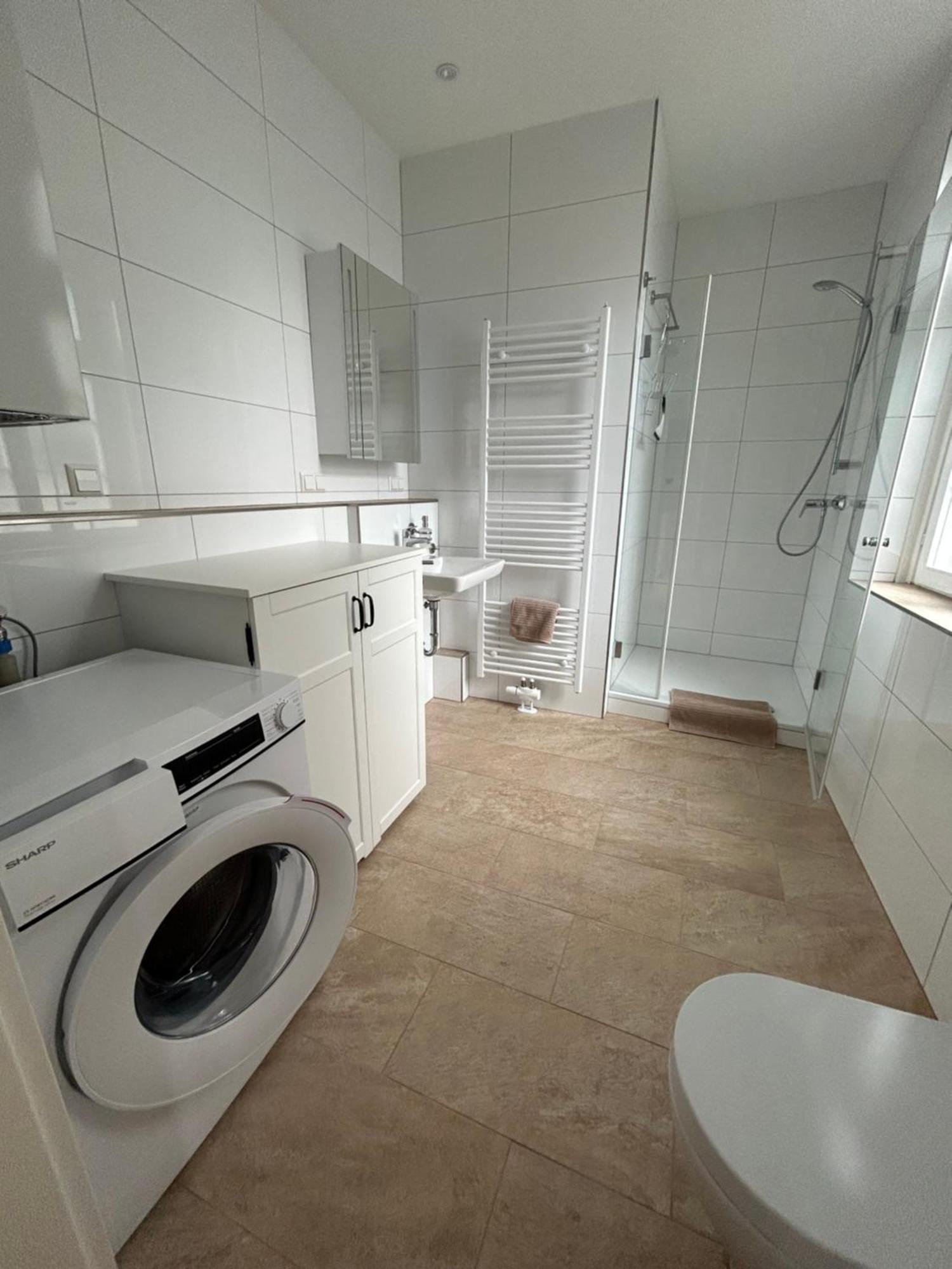 Exklusives Haus, Ruhig Gelegen Im Innenhof, Zentral, Lichtdurchflutet Zustellbett,Babybett Bei Bedarf Karlsruhe Luaran gambar